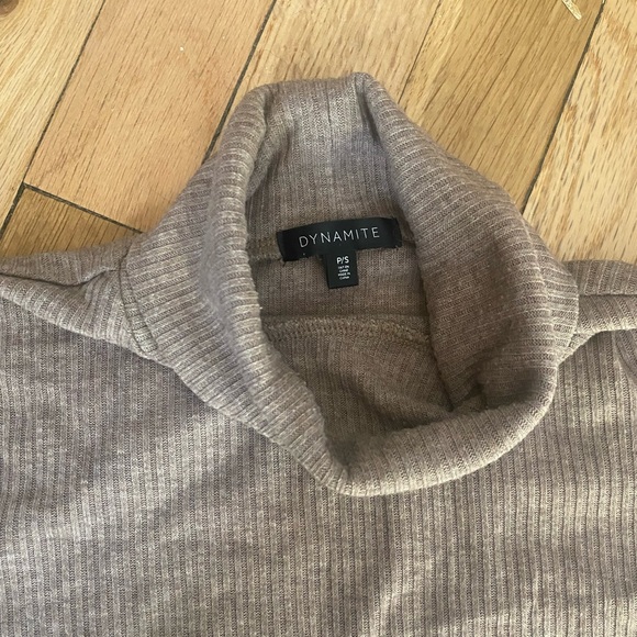 Dynamite Long Sleeve Beige Turtleneck - Size S - Picture 2 of 4